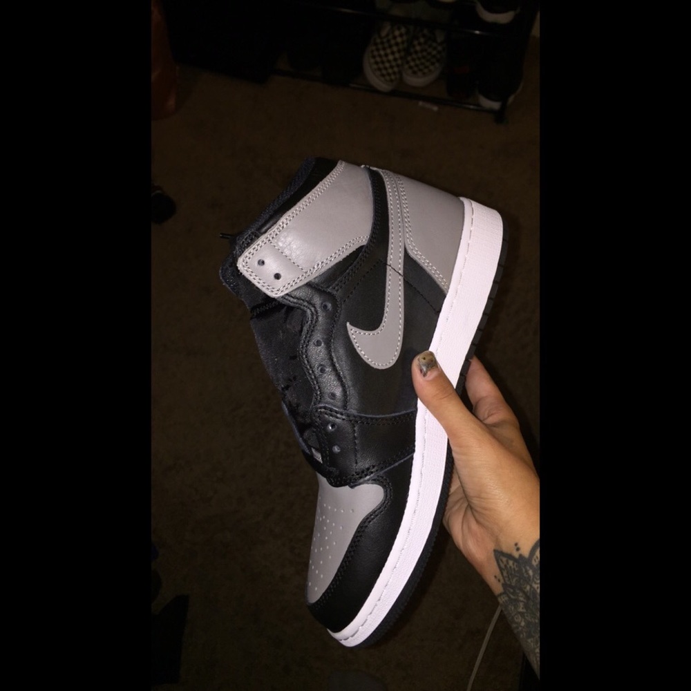 Jordan shadow 1s